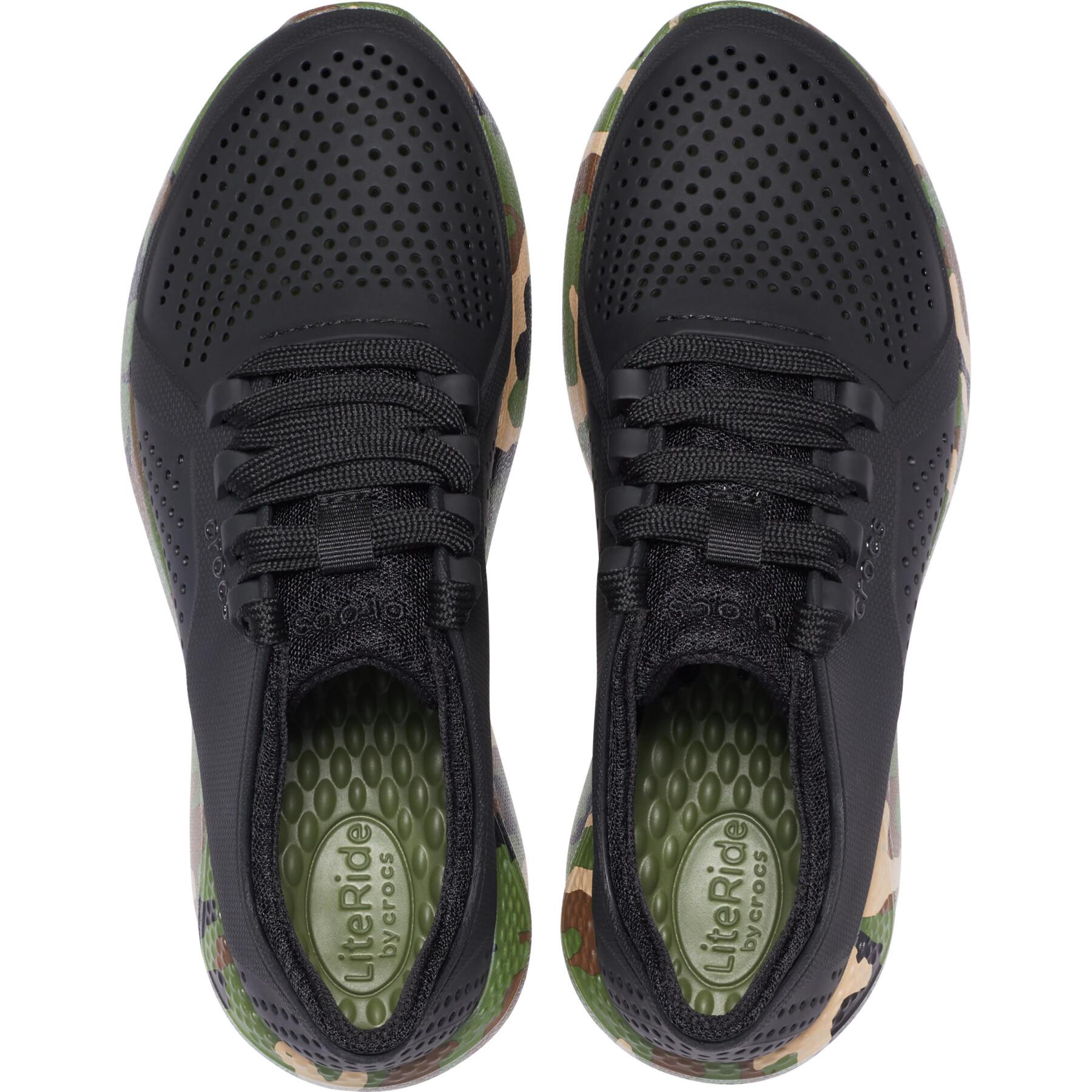 Camouflage bedruckte Schuhe für Frauen Crocs Literide™ Pacer
